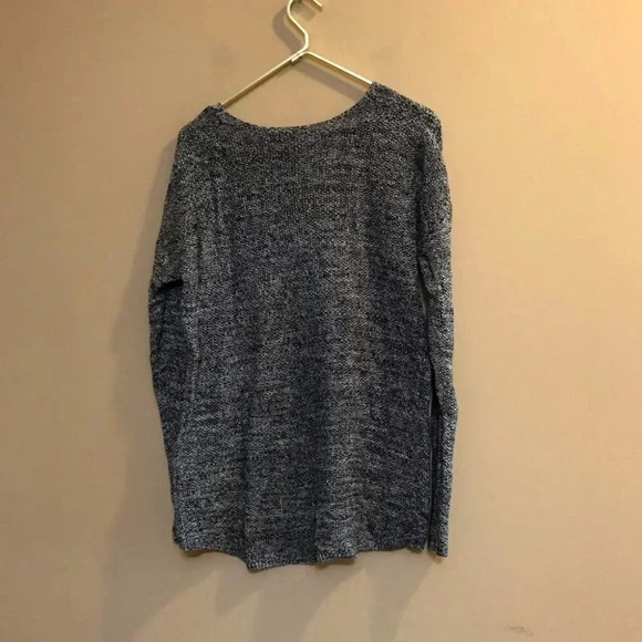 H&M Womens Sz M Marled V-Neck Long Sleeve Sweater Black Grey - Picture 4 of 6